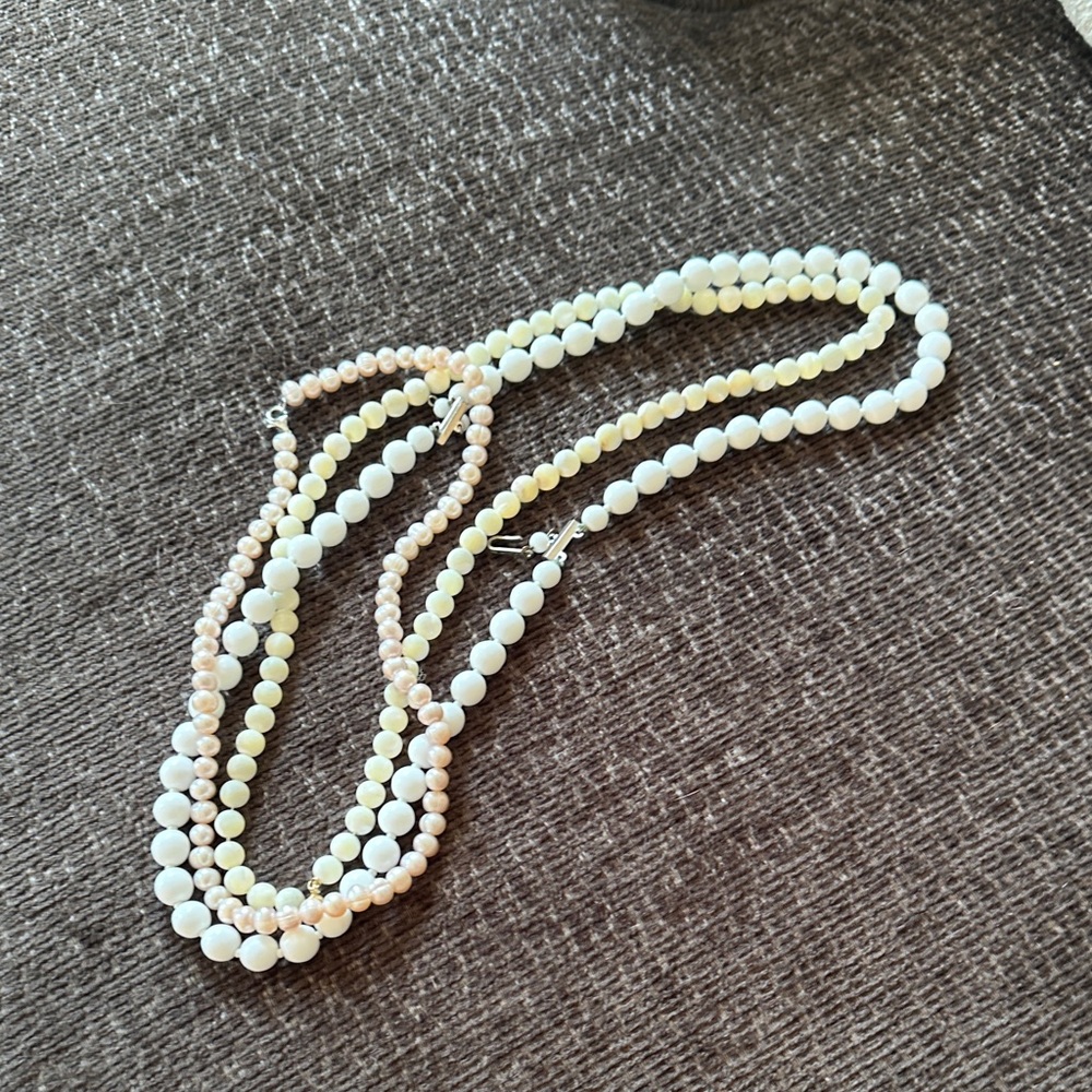 Classic Multi-Strand White and Cream Beaded Necklace - Women Jewelry